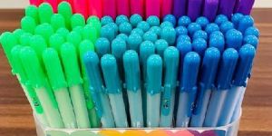 Sakura Gelly Roll Pens