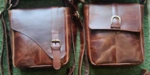 Plain Leather Shoulder Bags