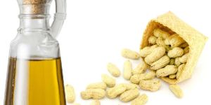 Wooden Cold Pressed Groundnut Oil