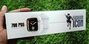 700 Pro Intelligent Smart Watch
