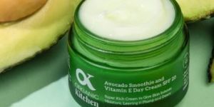 Avocado Smoothie and Vitamin E Day Cream SPF 20