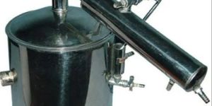 Table Model Water Still