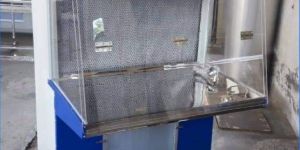 Vertical Laminar Air Flow