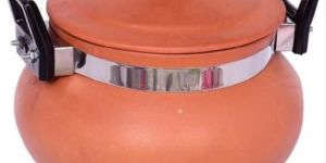 Terracotta Dal Handi