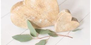 Wooden White Wash Heart