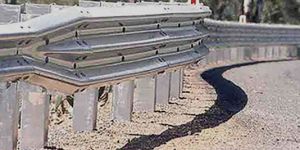 Thrie Beam Crash Barrier