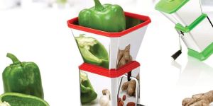 Vegetable Cutter with Lid