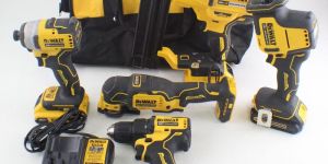 New DeWalt DCK594P2 20V MAX XR Brushless Cordless Lithium-Ion 5-Tool Combo kit