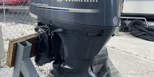 YAMAHA 150hp 25