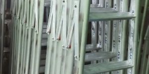 ALUMINIUM STOOL LADDER