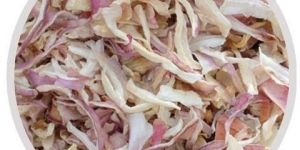 DEHYDRATED PINK ONION FLAKES
