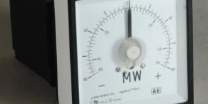 Single & Three Built In Transducer Analog Power Meter
