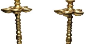 Brass Samai Kuthu Vilakku