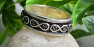 Silver Spinner Rotating Fidget Botanical Ring