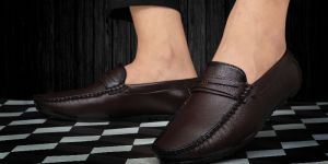 Neoron Mens Brown Loafer Shoes