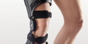 TRI-POINT STABILIZER KNEE BRACE