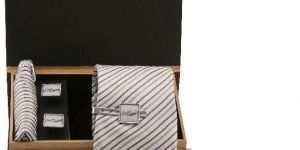 CROCODILE TIES & CUFF LINKS