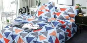 Poly Cotton Printed Triangle Design Bed Comforter Set