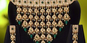 AAD 441 Kumdan Necklace Set
