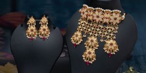 AAD 519 Kumdan Necklace Set