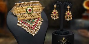 AAD 551 Kumdan Necklace Set