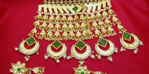 AAD 564 Kumdan Necklace Set