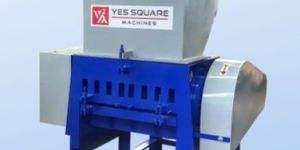 Plastic Shredding Machine