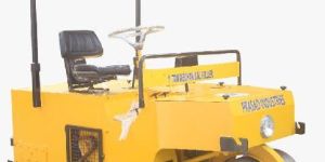 Cricket Ride on Pitch Roller