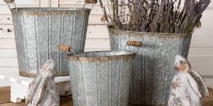 Rustic Farmhouse Dcor Tapered Bucket