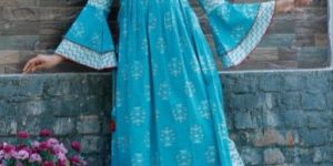 Ladies Floral Printed Kurti Pant Set