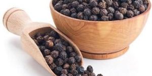 Dried Black Pepper