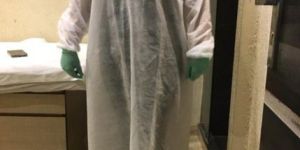 Salon Disposable Gown