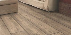 Laminate Wooden Flooring