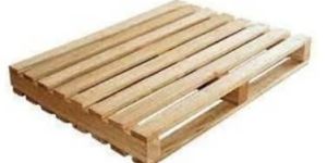 Two Way Double Deck Reversible Wooden Pallet