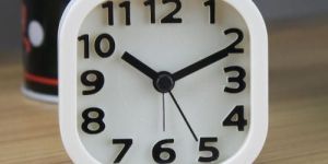 Square Desktop Clock