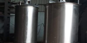Powder Mixing Tank