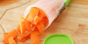 Vegetable and Fruit Peeler