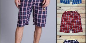 Men's check Capri shorts