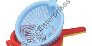 Plastic Colander with Handle