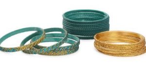 Trendy Bangles Set