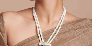 White And Blue Shell Pearl Necklace Set