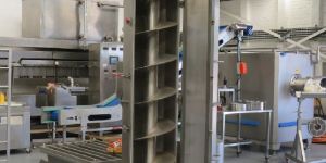 Vertical Screw Conveyor