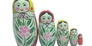 Funwood Games Wooden Russian Nesting Doll