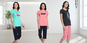 Ladies T-Shirt and Capri Set