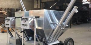 Poultry Feeding Machine