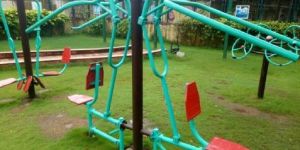 Outdoor Gym Shoulder Press