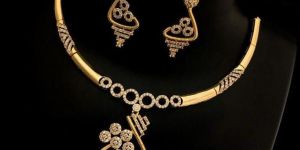 Yellow Gold Designer Real Diamond Necklace Set