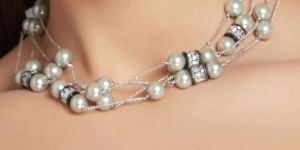 Shell Pearls Silver And Grey Necklace