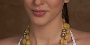 Yellow Agate Beads And Shell Pearl Necklace