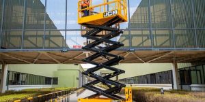 JCB S4046E Electric Scissor Lift